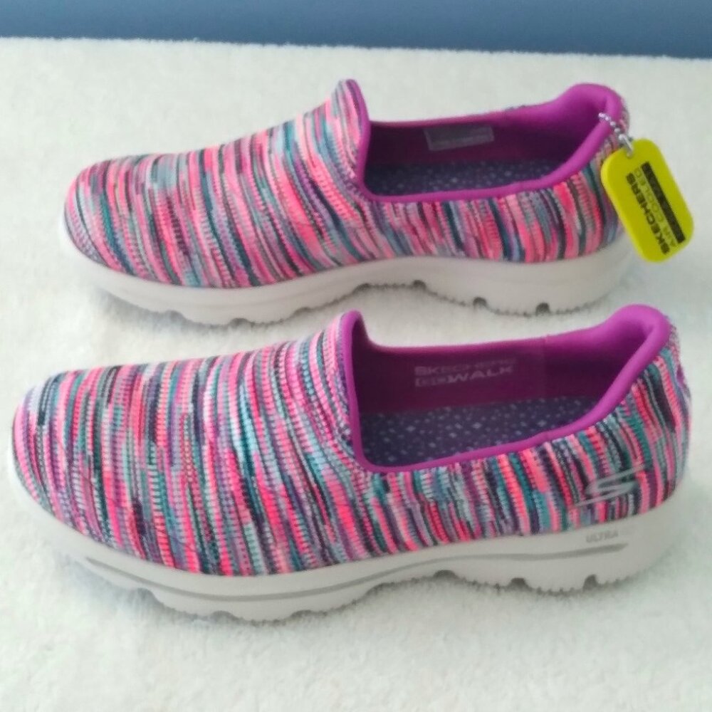 Skechers Womens GOWALK Evolution Ultra - Multicolor Slip-on,New,Size 8.5
